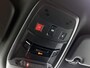 Peugeot e-2008 SUV EV GT 50 kWh 136pk | Accu SOH 92,6% | Navigatie | Schuif-/Kanteldak | Achteruitrijcamera | Full Led koplampen | 3D Cockpit | Climate Control | Adaptieve Cruise Control | Half Lederen sportstoelen | Parkeersensoren v+a | Keyless | Apple Carplay / Android Auto | DAB+ radio | Donker getint glas | 17" lichtmetalen velgen |