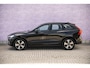 Volvo XC60 2.0 T6 Plug-in hybrid AWD Plus Dark | Trekhaak | Adapt Cruise | Stoel-stuurwiel-achterbankverwarming | Park assist voor en achter | 360 Camera |