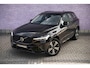 Volvo XC60 2.0 T6 Plug-in hybrid AWD Plus Dark | Trekhaak | Adapt Cruise | Stoel-stuurwiel-achterbankverwarming | Park assist voor en achter | 360 Camera |