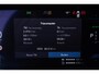 Volvo XC90 T8 Automaat AWD Ultimate Dark | Verwarmbare Voorstoelen | |Verwarmbaar stuurwiel | Verwarmbare achterbank Z Premium audio by Harman Kardon | Luchtvering | Rondom zicht Camera | Panoramadak | Trekhaak | 20 inch Lichtmetalen velgen