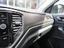 Volkswagen T-Roc 1.0 TSI 115pk STYLE / Digitaal dash. / Led / Elec.achterklep / Camera / 17 Inch / BOVAG garantie