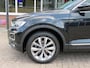 Volkswagen T-Roc 1.0 TSI 115pk STYLE / Digitaal dash. / Led / Elec.achterklep / Camera / 17 Inch / BOVAG garantie