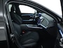 Mercedes-Benz E-klasse 300 e 4MATIC AMG NIghtpack Plug-In Hybride | Panoramadak | Burmester® | Trekhaak | Rijassistentiepakket plus | 360 gr Camera | Memory | Inclusief 24 maanden Mercedes-Benz Certified garantie voor Europa.