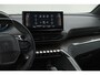 Peugeot 5008 PureTech 130 EAT8 GT Black Pack | Trekhaak | Panoramadak | 360 Camera | FOCAL® | Adaptieve Cruise Control
