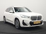 BMW X1 xDrive30e M Sport Plug In Hybrid 326pk Dealer O.H PHEV | Trekhaak Af Fabriek | Head Up | 360 Camera | Adaptive Cruise | Harman Kardon | Alcantara Sportstoelen Memory & Verwarmd | Apple Carplay | Navigatie | Sfeerverlichting |
