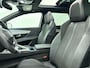 Peugeot 3008 SUV GT 1.6 Plug-in HYbrid 225pk Automaat | Zeer lage kilometerstand! | Navigatie | Schuif-/kanteldak | Achteruitrijcamera | Climate Control | Adaptieve Cruise Control | Full Led koplampen | Keyless | Parkeersensoren v+a | Dodehoeksensor | Apple Carplay / Android Auto | DAB+ radio | Donker getint glas | 18" lichtmetalen velgen |