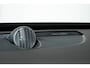 Volvo XC90 T8 Plug-in hybrid AWD Ultra Dark | Panoramadak | Luchtvering | Premium audio by  Bowers & Wilkins | Verwarmbare en ventileerbare voorstoelen | Verwarmbaar stuurwiel | Verwarmbare achterbank | Rondom zichtcamera | 21 inch Lichtmetalen velgen