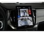 Volvo XC90 T8 Plug-in hybrid AWD Ultra Dark | Panoramadak | Luchtvering | Premium audio by  Bowers & Wilkins | Verwarmbare en ventileerbare voorstoelen | Verwarmbaar stuurwiel | Verwarmbare achterbank | Rondom zichtcamera | 21 inch Lichtmetalen velgen