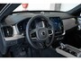 Volvo XC90 T8 Plug-in hybrid AWD Ultra Dark | Panoramadak | Luchtvering | Premium audio by  Bowers & Wilkins | Verwarmbare en ventileerbare voorstoelen | Verwarmbaar stuurwiel | Verwarmbare achterbank | Rondom zichtcamera | 21 inch Lichtmetalen velgen