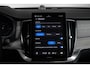 Volvo XC90 T8 Plug-in hybrid AWD Ultra Dark | Panoramadak | Luchtvering | Premium audio by  Bowers & Wilkins | Verwarmbare en ventileerbare voorstoelen | Verwarmbaar stuurwiel | Verwarmbare achterbank | Rondom zichtcamera | 21 inch Lichtmetalen velgen