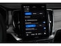 Volvo XC90 T8 Plug-in hybrid AWD Ultra Dark | Panoramadak | Luchtvering | Premium audio by  Bowers & Wilkins | Verwarmbare en ventileerbare voorstoelen | Verwarmbaar stuurwiel | Verwarmbare achterbank | Rondom zichtcamera | 21 inch Lichtmetalen velgen