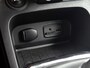 Renault Captur TCe 90 Dynamique | Achteruitrijcamera | Parkeersensoren achter | Navigatie systeem | Cruise control |  DAB | Automatische airco |