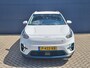 Kia Niro EV e-Niro 64kWh 204pk DynamicLine | Trekhaak | All Season Banden | Climate Control | Camera | Dealer Onderhouden |