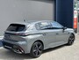 Peugeot 308 1.2 Hybrid 145 PK GT Automaat | NETTO DEAL MET € 8.000 DEMO VOORDEEL | 3D-Cockpit | Alcantara Massage Stoelen Elektrisch Verstelbaar | Navigatie | Digitaal Dashboard | 360 Graden Camera | Adaptieve Cruise Control | Dode Hoek Detectie | Keyless Entry | Stoelverwarming | 18" PORTLAND Velgen