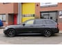 BMW 3-Serie Touring 320i Executive Edition M-sport. lane assist. adaptive cruise