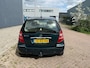 Mercedes-Benz A-klasse 200 Elegance Cruise Leder Bekleding Automaat Pdc voor en achter Elk ramen Trekhaak Schuif/Kanteldak