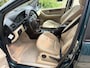 Mercedes-Benz A-klasse 200 Elegance Cruise Leder Bekleding Automaat Pdc voor en achter Elk ramen Trekhaak Schuif/Kanteldak
