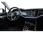 Volkswagen Touareg EHYBRID 3.0 TSi 4MOTION Panorama, Luchtvering, Climate, Volleder.