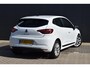 Renault Clio TCe 90 Intens 1E EIGENAAR | CLIMATE EN CRUISE CONTROL | DEALER ONDERHOUDEN | PARKEERSENSOREN V+A | CAMERA | APPLE CARPLAY EN ANDROID AUTO | LED VERLICHTING | KEYLESS ENTRY |
