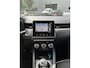 Renault Clio TCe 90 Intens 1E EIGENAAR | CLIMATE EN CRUISE CONTROL | DEALER ONDERHOUDEN | PARKEERSENSOREN V+A | CAMERA | APPLE CARPLAY EN ANDROID AUTO | LED VERLICHTING | KEYLESS ENTRY |