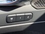 Volvo XC40 2.0 B4 Plus Dark | Trekhaak | Memory | Zitting verlengers | parkeersensoren vóór en achter | camera | Google auto | Full LED | verwarmde voorstoelen en stuurwiel | trekgewicht 2000KG! |