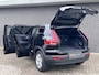Volvo XC40 2.0 T4 | Navigatie | Verwarmd Stuur/Stoel | Apple Carplay/Android Auto