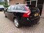 Volvo V60 2.4 D6 AWD Plug-In Hybrid Summum Automaat / Leder / Navi / Schuifdak