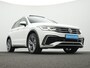 Volkswagen Tiguan 1.4 TSI eHybrid 245 pk DSG R-Line Business | Panoramadak | IQ Light | Standkachel | Stoel-/stuurverwarming | Achteruitrijcamera | 19 inch