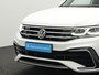 Volkswagen Tiguan 1.4 TSI eHybrid 245 pk DSG R-Line Business | Panoramadak | IQ Light | Standkachel | Stoel-/stuurverwarming | Achteruitrijcamera | 19 inch