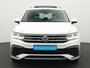 Volkswagen Tiguan 1.4 TSI eHybrid 245 pk DSG R-Line Business | Panoramadak | IQ Light | Standkachel | Stoel-/stuurverwarming | Achteruitrijcamera | 19 inch