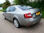 Skoda Octavia 1.0 TSI 116pk Style Automaat 2e eig. Navi PDC Xenon Historie