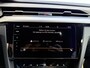 Volkswagen Arteon Shooting Brake 1.4 TSI eHybrid 218pk DSG R-Line Business / Panoramadak / R-Line Interieur & Exterieur / Virtual Cockpit / Camera / LED koplampen / Stoelverwarming Voor & Achter / 19" LMV