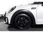 MINI John Cooper Works S 2.0 Cooper | S/K Panodak | Dig.Cockpit | Adapt.Cruise | Stoelverw. | Camera+PDC | NAV+App.Connect | Auto.Airco | LM 17" |