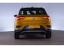 Volkswagen T-Roc 1.5 TSI Style [ Navi Adaptive cruise control ]