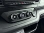 Renault Trafic 2.0 dCi T30 L2H1 Advance 130PK | Black-edition + Sidebars | Lichtmetalen velgen | Betimmering | Climate control | Achteruitrijcamera | Trekhaak | Zijwandbekleding |