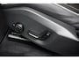 Volvo XC60 2.0 T6 Plug-in hybrid AWD Plus Dark | Achterbank verwarmd | Elektrisch glazen panorama-dak | Elektrisch verstelb. bestuurdersstoel met geheugen