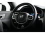 Volvo XC60 2.0 T6 Plug-in hybrid AWD Plus Dark | Achterbank verwarmd | Elektrisch glazen panorama-dak | Elektrisch verstelb. bestuurdersstoel met geheugen