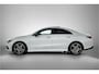 Mercedes-Benz CLA 200 AMG-line | Night pakket | Panorama schuif/kanteldak | Sfeerverlichting | parkeerpakket + camera achter | Spiegelpakket | Stoelverwarming | KEYLESS GO-comfortpakket | Thermotronic Clima | Dodehoekassis Inclusief 24 maanden MB Certified garantie voor Europa.
