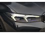 BMW 3-Serie 320e High Executive M Sport | Panoramadak | Harman Kardon | Carbon | Camera | Adaptive LED | Stoelverwarming | Stuurverwarming | Apple Carplay | Navigatie | Cruise Control | Memory Seat | Trekhaak | Keyless | Shadowline