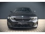 BMW 3-Serie 320e High Executive M Sport | Panoramadak | Harman Kardon | Carbon | Camera | Adaptive LED | Stoelverwarming | Stuurverwarming | Apple Carplay | Navigatie | Cruise Control | Memory Seat | Trekhaak | Keyless | Shadowline
