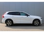Volvo XC60 Recharge T6 AWD 350PK Automaat R-Design | Trekhaak | Long Range | H&K | ACC | Panoramadak | Google | 19"LMV |