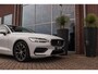 Volvo V60 2.0 B3 Momentum Advantage | 1e eigenaar | BTW auto | Origineel NL | LED | Camera | 17 inch | Cruise-control | PDC | DAB | 163 pk | Lane assist | Rij-modus | Spotify | ➡️