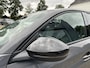 Peugeot 208 1.2 Hybrid 110 PK Allure Automaat € 4,000,- DEMO VOORDEEL | Hybride Automaat | Navigatie | 360 Graden Camera | Stoelverwarming | Climate Control | Cruise Control | Parkeersensoren V+A | LED Verlichting | Draadloze Apple Carplay / Android Auto | 16" Lichtmetalen Velgen |