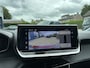 Peugeot 208 1.2 Hybrid 110 PK Allure Automaat € 4,000,- DEMO VOORDEEL | Hybride Automaat | Navigatie | 360 Graden Camera | Stoelverwarming | Climate Control | Cruise Control | Parkeersensoren V+A | LED Verlichting | Draadloze Apple Carplay / Android Auto | 16" Lichtmetalen Velgen |