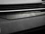 Lynk & Co 01 1.5 Automaat / 360* camera / Panoramadak / Privacy Glass / Adaptieve Cruise Control
