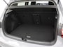 Volkswagen Golf 1.5 eTSI Life Edition | Pano dak | Navigatie | Camera | 18"| ACC | LED |