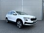 Skoda Karoq 1.5 TSI ACT 150PK Sportline Business Automaat Panoramadak!! | Stoelverwarming | Stuurverwarming | Parkeersensoren voor en achter | Apple Carplay | Achteruitrijcamera |