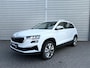 Skoda Karoq 1.5 TSI ACT 150PK Sportline Business Automaat Panoramadak!! | Stoelverwarming | Stuurverwarming | Parkeersensoren voor en achter | Apple Carplay | Achteruitrijcamera |