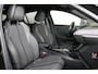 Peugeot 208 1.2 PureTech 100PK EAT8 GT | Navi | Clima | Cruise | Camera | Parkeersensoren V+A | Sportstoelen | Full LED | 17" Lichtmetaal | Metallic |