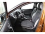 Renault Captur TCe 100 Intens | Origineel Nederlands | Trekhaak | Achteruitrijcamera | Parkeersensoren | Cruise Control | Climate Control | Keyless entry & start | Apple Carplay | Android Auto |